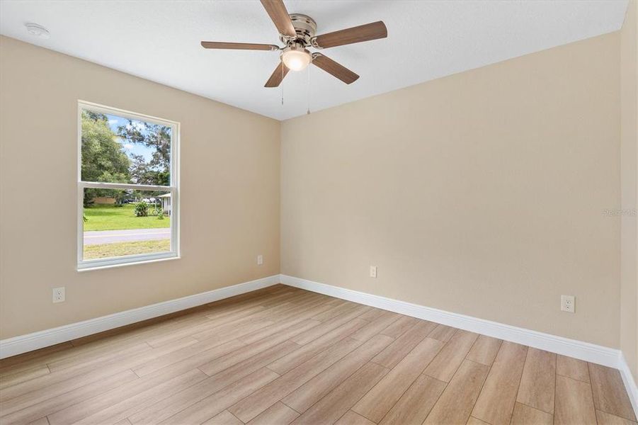 Spacious, unfurnished interior of a new home in , Bushnell (Image 18).