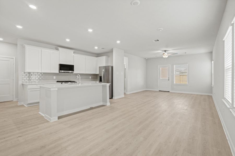 Image 33 of a home in Laurel Farms.