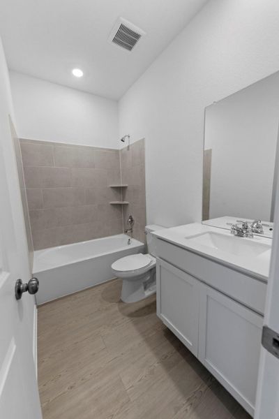 Furnished interior view inside a new home in Schriber Ranch, Mustang Ridge (Image 8). Furnished interior view inside a new home in Schriber Ranch, Mustang Ridge (Image 8).