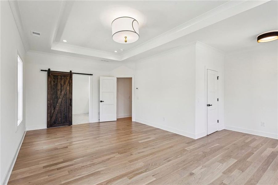 Spacious, unfurnished interior of a new home in , Smyrna (Image 19).