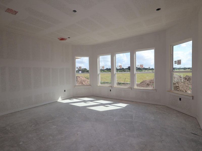 Spacious, unfurnished interior of a new home in Barksdale, Leander (Image 33).