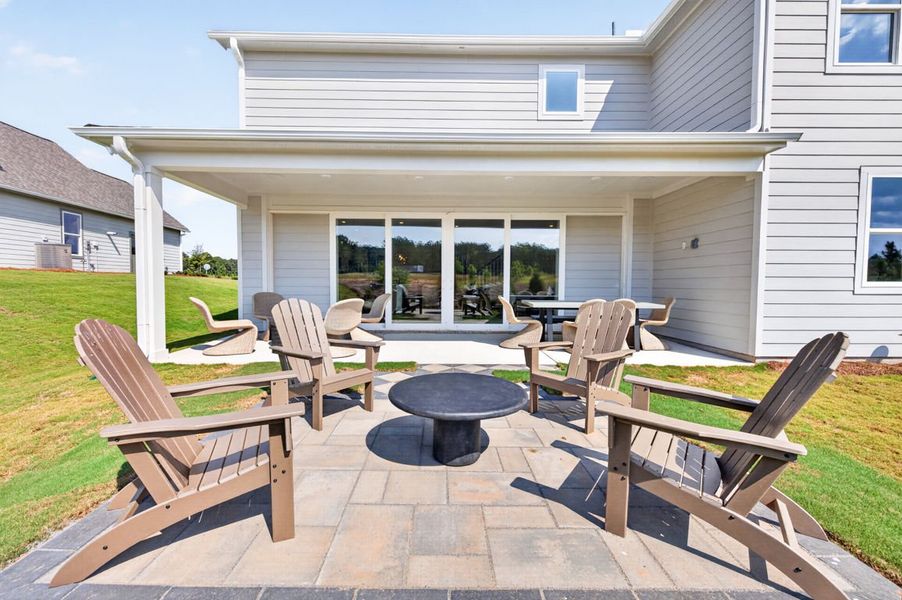 Representative exterior details of a home built from the Wynfield by Pulte Homes in Everhour, Newnan (Image 33).