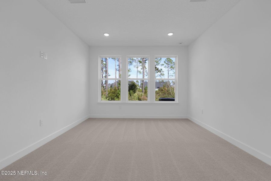 Spacious, unfurnished interior of a new home in Crosswinds at Nocatee, Ponte Vedra (Image 34).