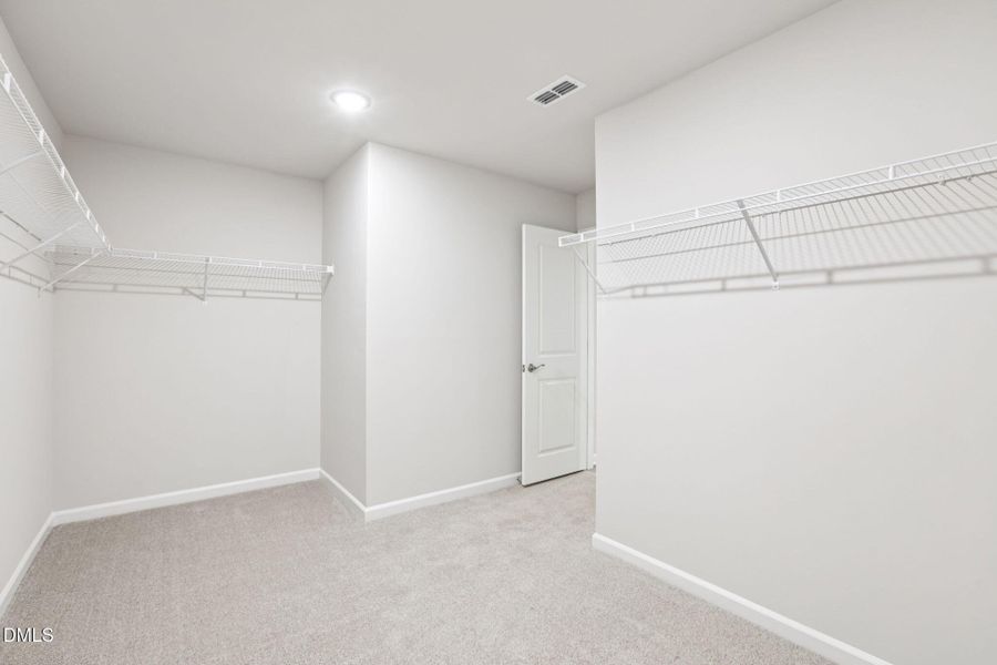 28-web-or-mls-Raleigh- River Glen-38 Hof