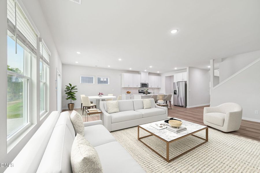 4 - Living and DIning