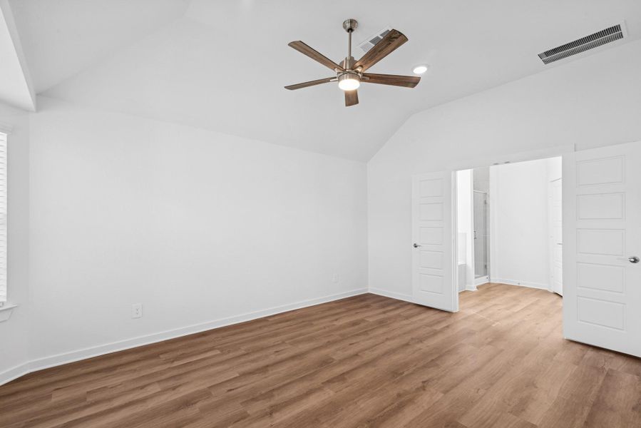 Spacious, unfurnished interior of a new home in Magnolia Ridge, Magnolia (Image 23). Spacious, unfurnished interior of a new home in Magnolia Ridge, Magnolia (Image 23).