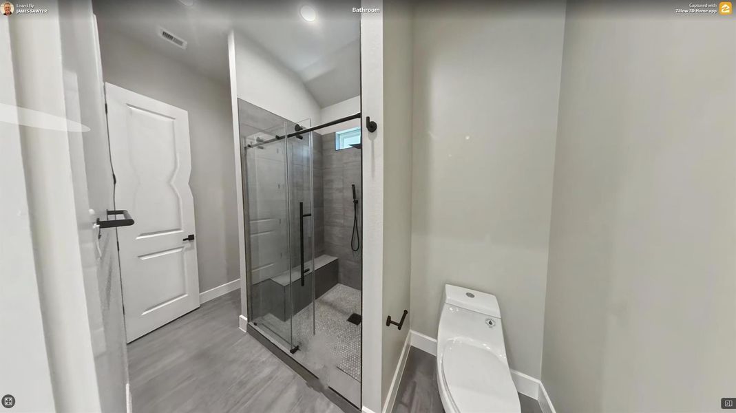 Furnished interior view inside a new home in , Conroe (Image 11).