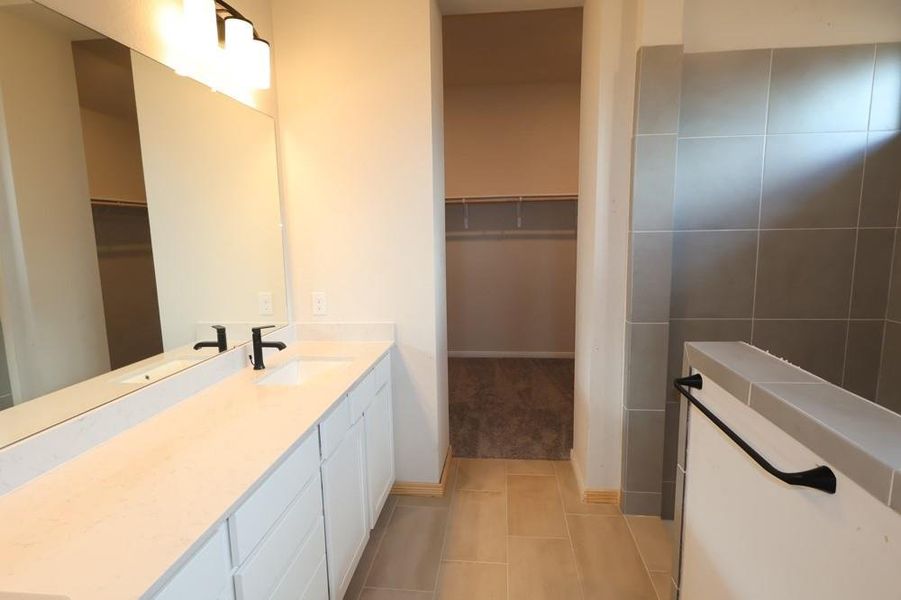 Furnished interior view inside a new home in Escondido 50' Homesites, Magnolia (Image 5). Furnished interior view inside a new home in Escondido 50' Homesites, Magnolia (Image 5).