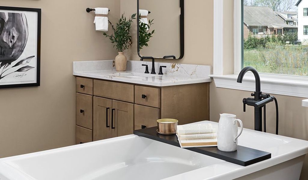 Henley-E39H-AugustPark Primary Bathroom