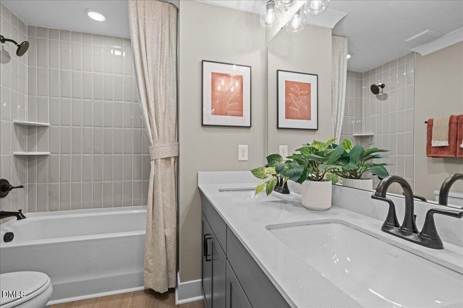 35-DSC02012 35-DSC02012