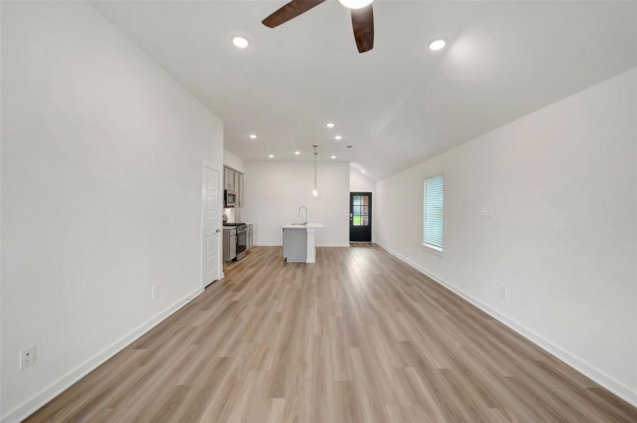 Spacious, unfurnished interior of a new home in Pinewood at Grand Texas, New Caney (Image 17). Spacious, unfurnished interior of a new home in Pinewood at Grand Texas, New Caney (Image 17).