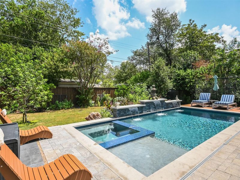 Image 23 of a home in .