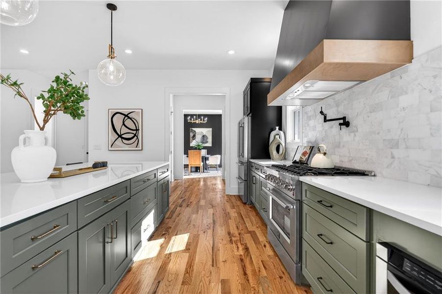 Furnished interior view inside a new home in , Atlanta (Image 8).