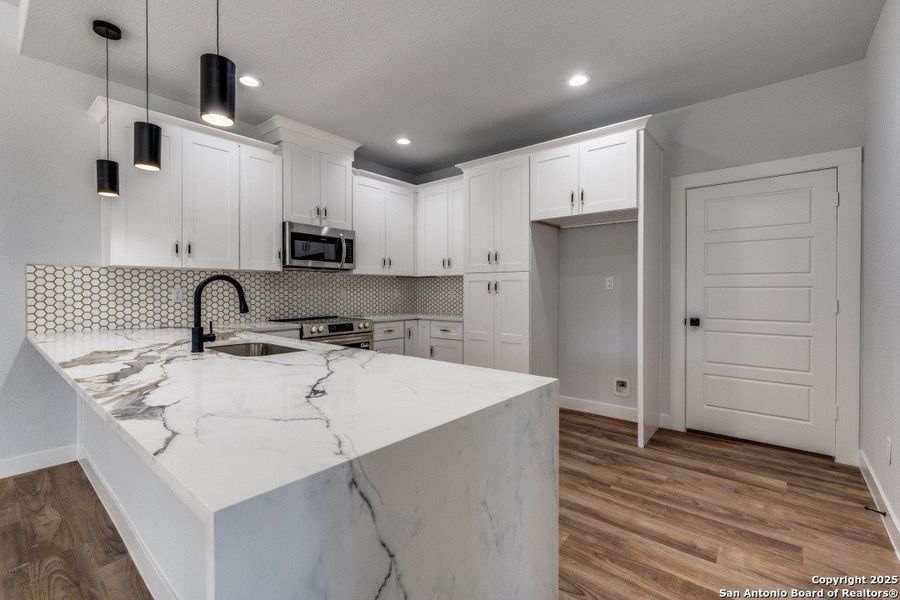 Furnished interior view inside a new home in , Canyon Lake (Image 5). Furnished interior view inside a new home in , Canyon Lake (Image 5).