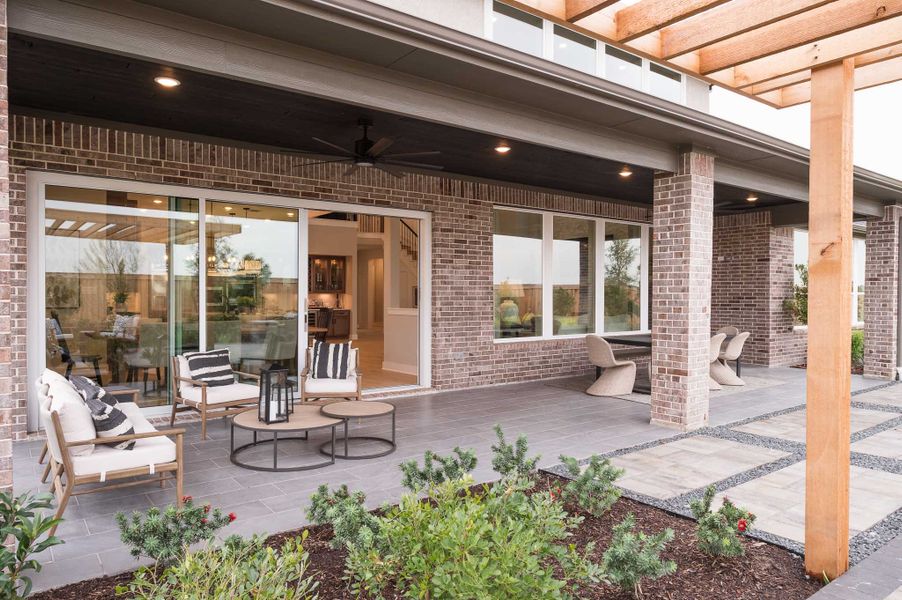 Representative exterior details of a home built from the Milan by Tri Pointe Homes in Bridgeland, Cypress (Image 3).