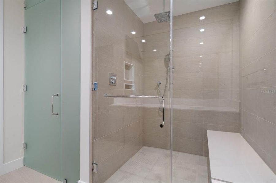 Image 55 of a home in .