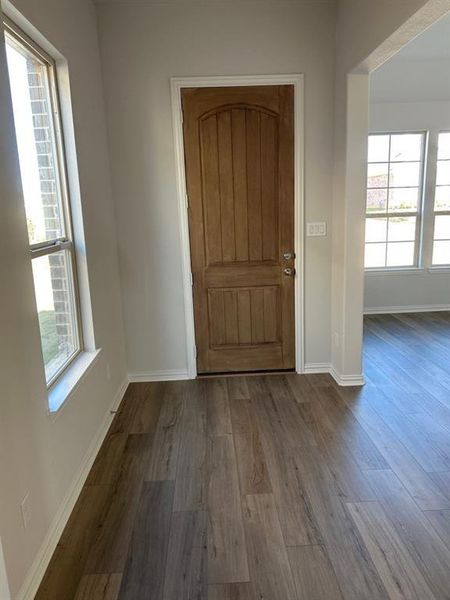 Spacious, unfurnished interior of a new home in Liberty Pointe, Gainesville (Image 15).