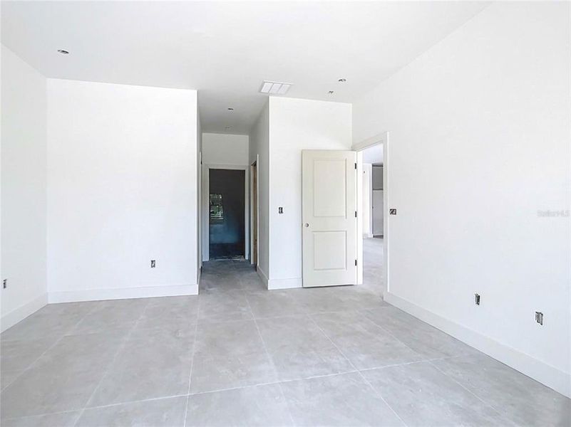 Image 43 of a home in . Image 43 of a home in .