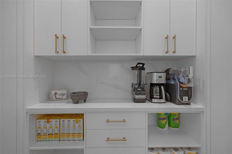 Furnished interior view inside a new home in , Key Largo (Image 17).