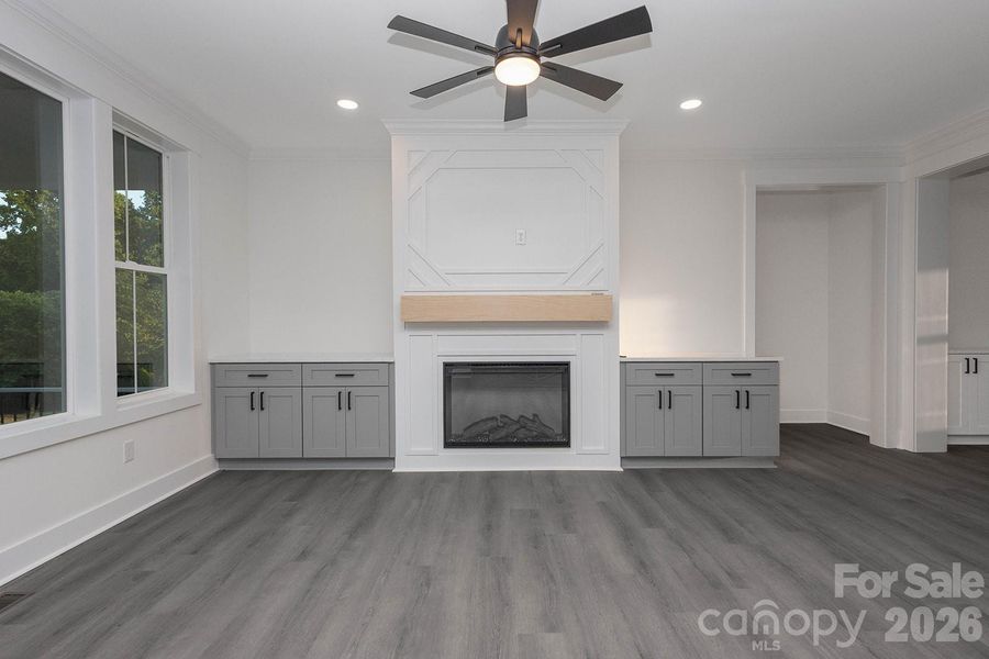 Spacious, unfurnished interior of a new home in , Kings Mountain (Image 28).
