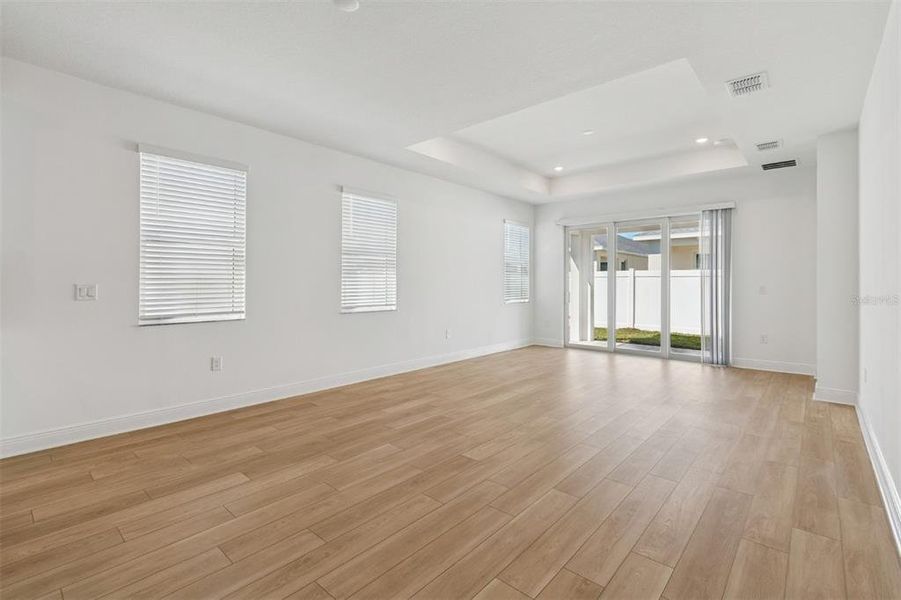 Spacious, unfurnished interior of a new home in SeaFlower, Bradenton (Image 15).