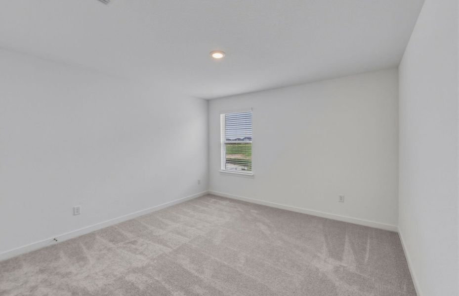 Spacious, unfurnished interior of a new home in Skyview, Belton (Image 24).