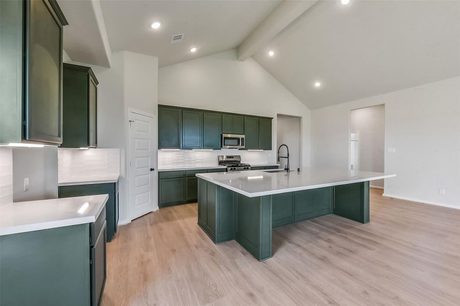 Furnished interior view inside a new home in River Ranch Meadows, Dayton (Image 14).