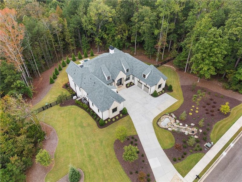 Image 87 of a home in .