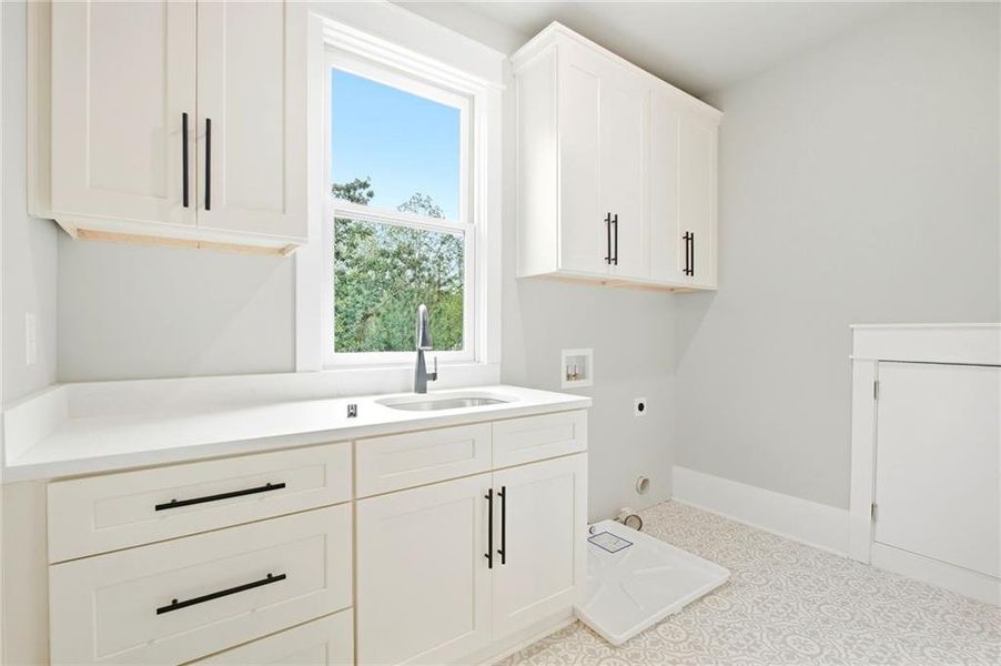 Furnished interior view inside a new home in , Flowery Branch (Image 18).