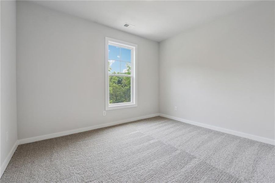 Spacious, unfurnished interior of a new home in , Gainesville (Image 55).