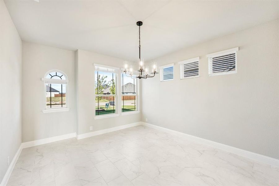 Spacious, unfurnished interior of a new home in Ridgepoint, Midlothian (Image 22).