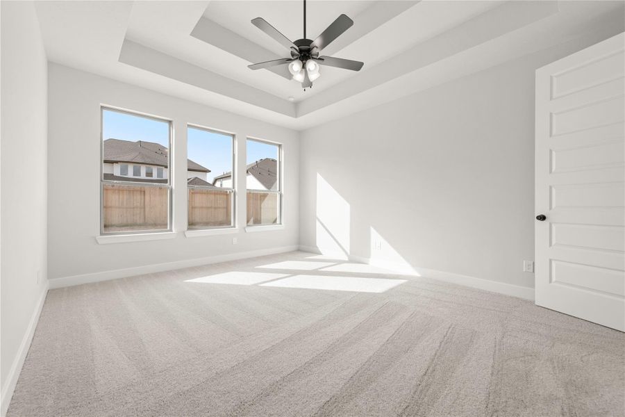 Spacious, unfurnished interior of a new home in Candela, Richmond (Image 15).