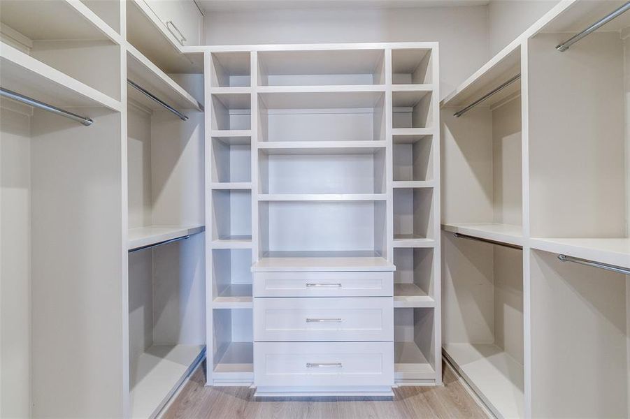 Image 23 of a home in .