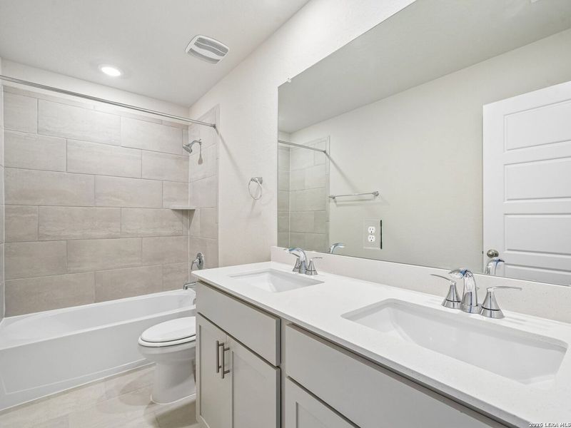 Furnished interior view inside a new home in Remington Ranch, San Antonio (Image 5).