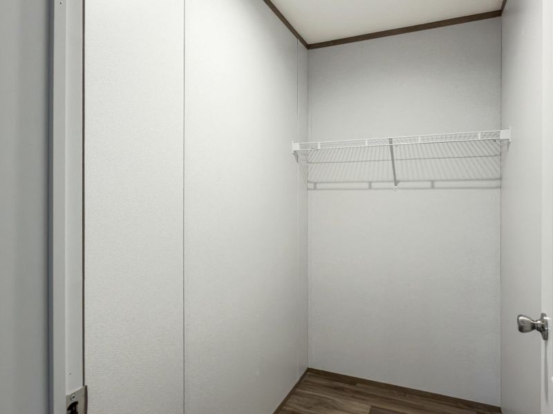 Spacious, unfurnished interior of a new home in , Round O (Image 11).