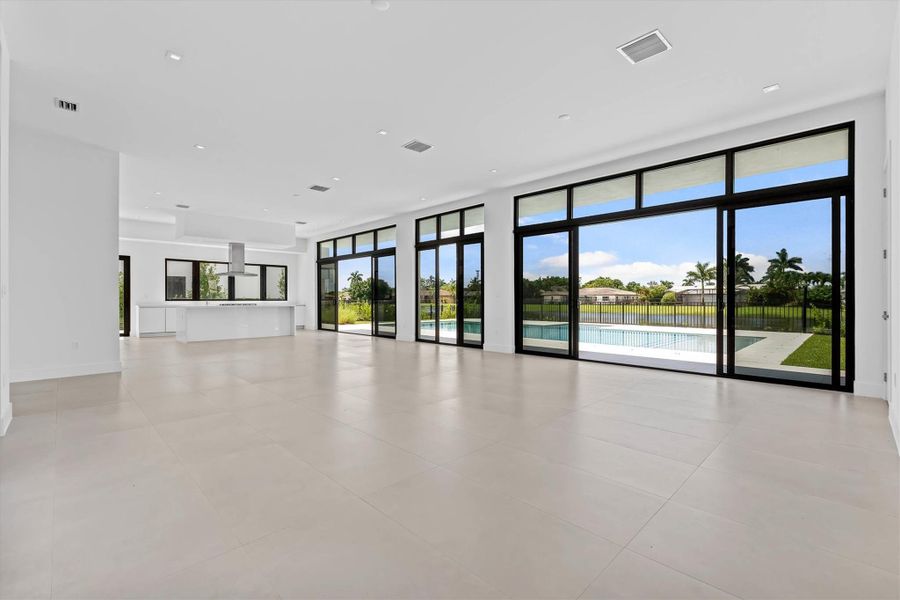 Spacious, unfurnished interior of a new home in , Weston (Image 67).