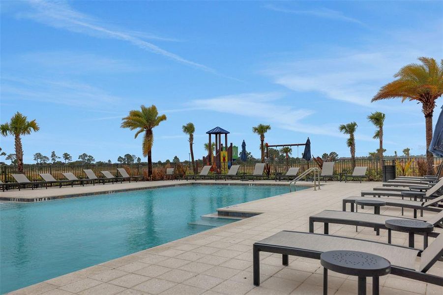 Community amenities in Creekside Run at Babcock Ranch, Punta Gorda (Image 37).