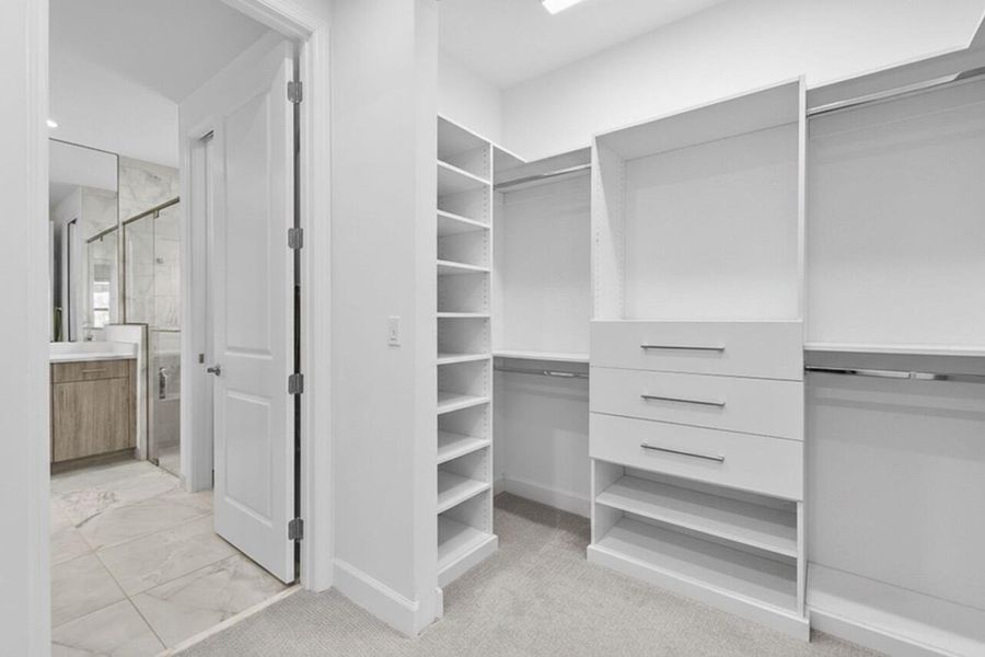 CUSTOM CLOSETS CUSTOM CLOSETS