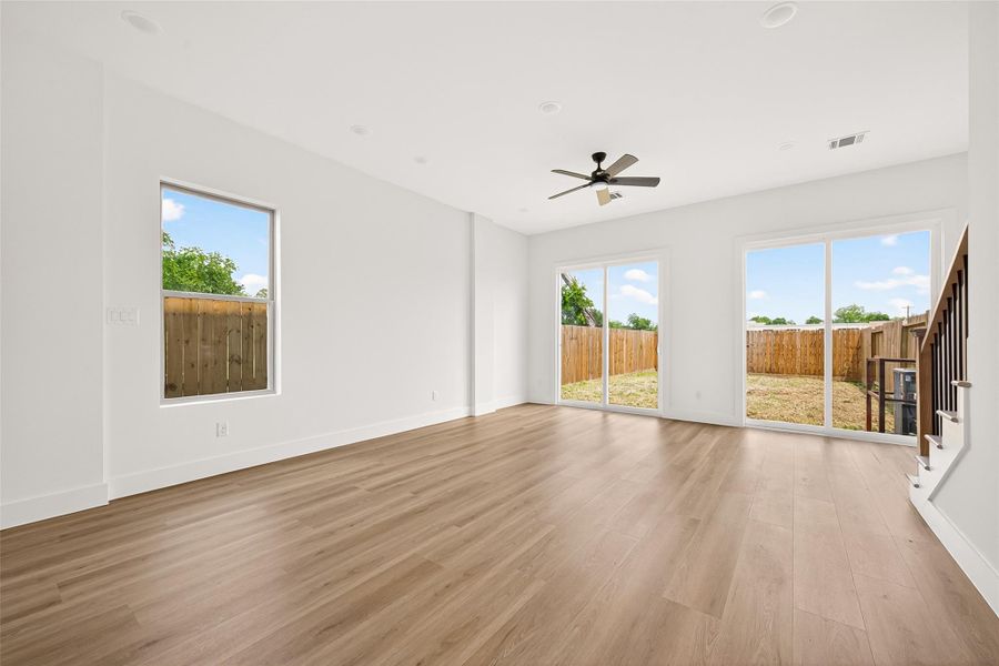 Spacious, unfurnished interior of a new home in , Houston (Image 32).