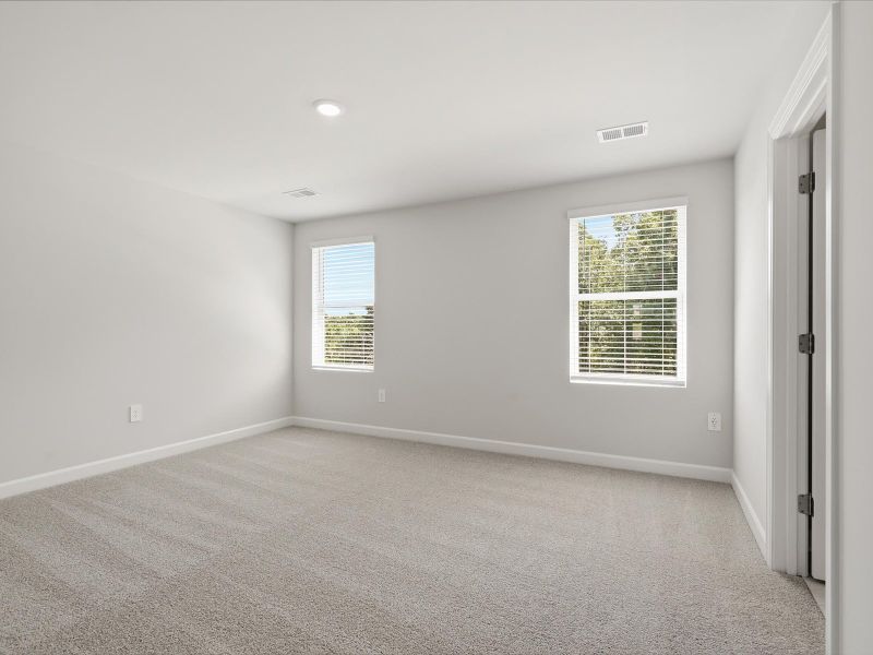 Spacious, unfurnished interior of a new home in Village at White Pine, Pendleton (Image 15). Spacious, unfurnished interior of a new home in Village at White Pine, Pendleton (Image 15).