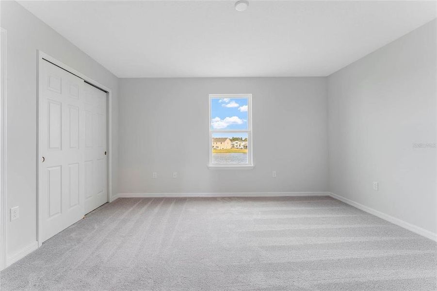 Spacious, unfurnished interior of a new home in Covered Bridge at Liberty Bluff, Haines City (Image 25).