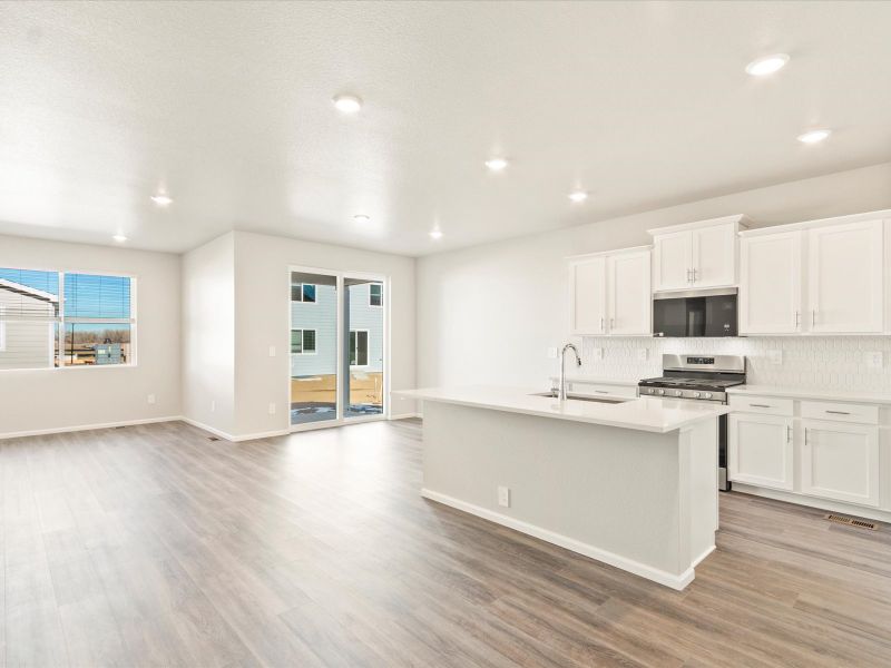 The Cherry Creek floorplan interior image taken at a Meritage Homes community in Northern Colorado.