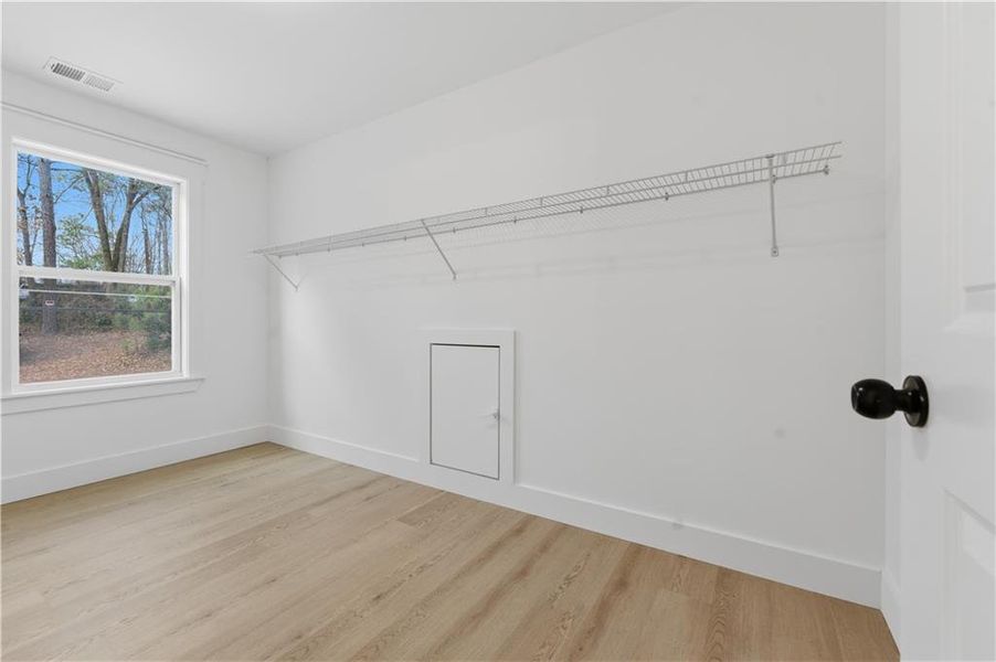 Spacious, unfurnished interior of a new home in , Mableton (Image 39).