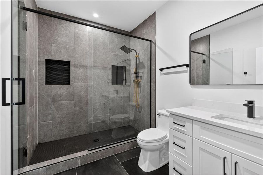 Furnished interior view inside a new home in , Dahlonega (Image 42).
