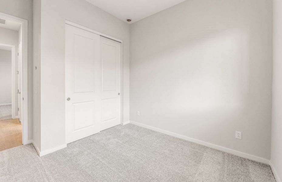 Spacious, unfurnished interior of a new home in Regent Hills - Meadow Series, Buckeye (Image 19). Spacious, unfurnished interior of a new home in Regent Hills - Meadow Series, Buckeye (Image 19).