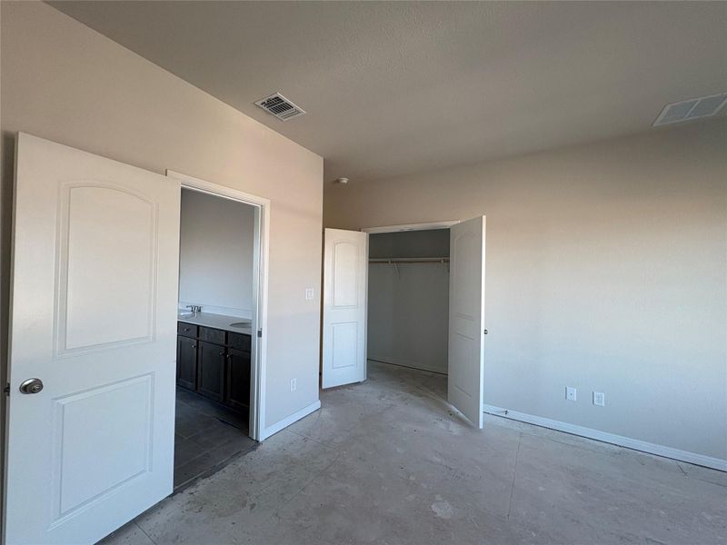 In-progress construction of a new home in La Cima, San Marcos, TX (Image 25).