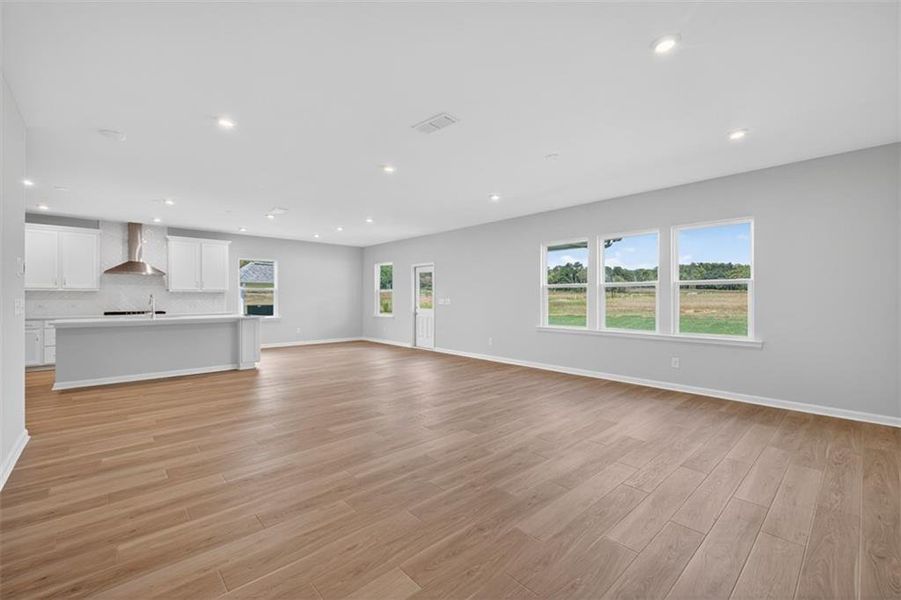 Spacious, unfurnished interior of a new home in Hamilton Place, Cartersville (Image 19).