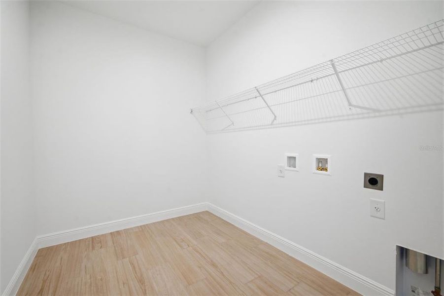 Spacious, unfurnished interior of a new home in Coasterra, Palmetto (Image 42).