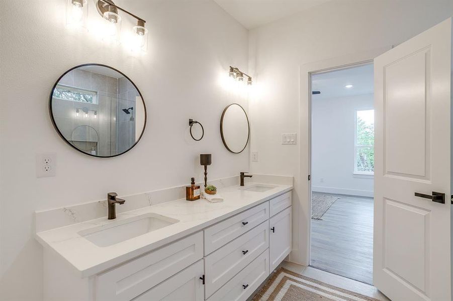 Furnished interior view inside a new home in , Fort Worth (Image 31). Furnished interior view inside a new home in , Fort Worth (Image 31).