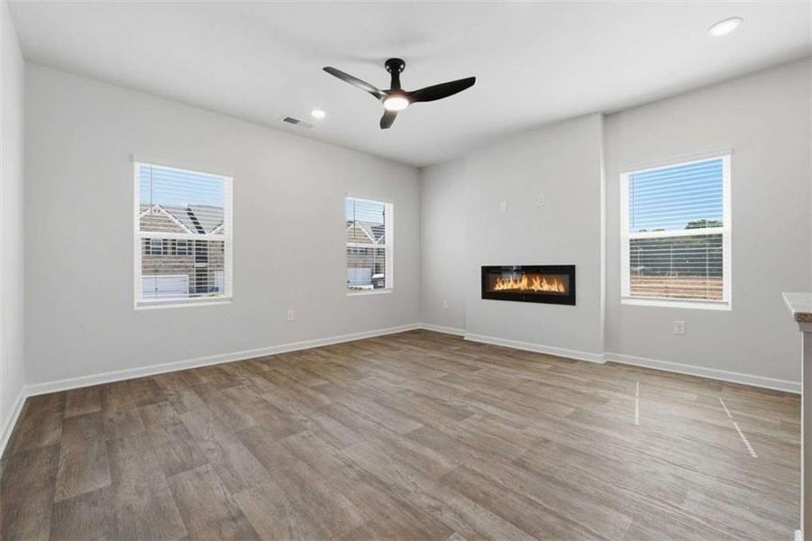 Spacious, unfurnished interior of a new home in Parkway James, Snellville (Image 23).
